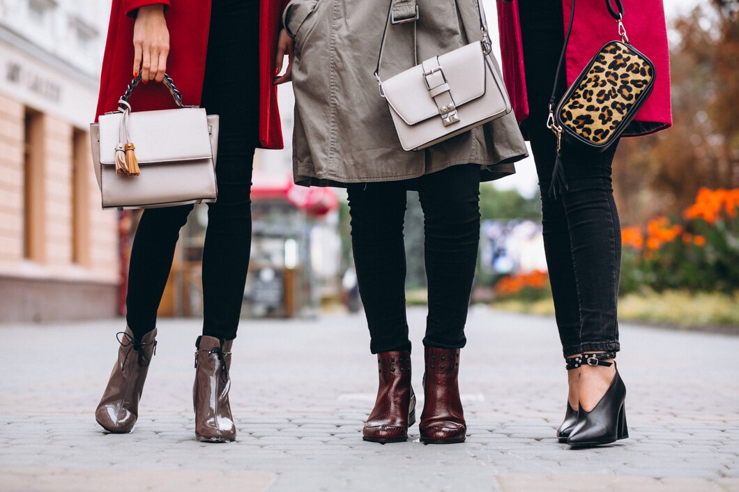Zamszowe obuwie – sposób na modne stylizacje dla kobiet na różne okazje