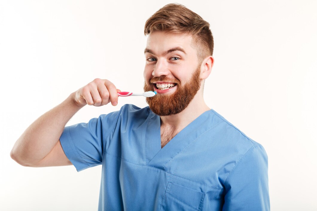 Jak wybrać odpowiednią pastę do zębów dla zachowania zdrowego uśmiechu?