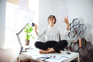 Znajdowanie równowagi między ambicjami zawodowymi a pielęgnowaniem dobrego samopoczucia