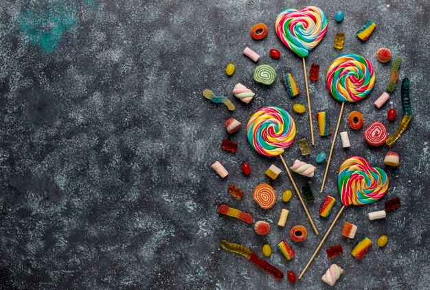 Czy znasz tajemnicę kolorowych smaków w cukierkach?
