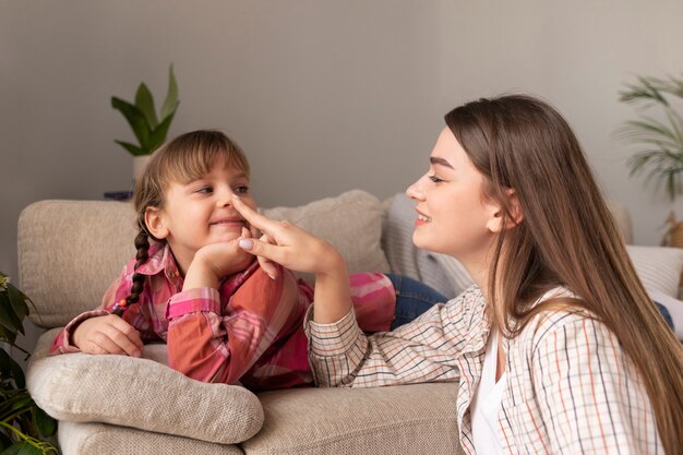 Jak rozmawiać z dzieckiem o jego emocjach?